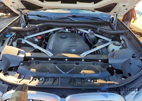 2025 BMW X7 xDrive40I z USA, uszkodzony, nr VIN 5UX23EM02S9W23009